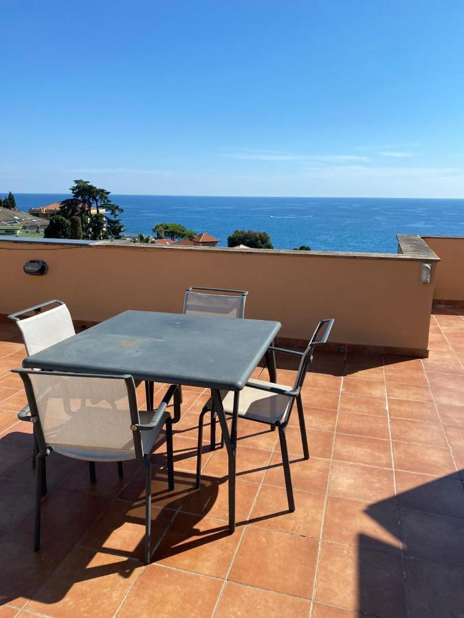Welcome Riviera - Attico San Faustino 165 Mq Piu 110 Mq Di Terrazza- In Villa 700 ,Vista Mare Strepitosa-100 M Dalla Spiaggia-Parking Esclusivo راباللو المظهر الخارجي الصورة